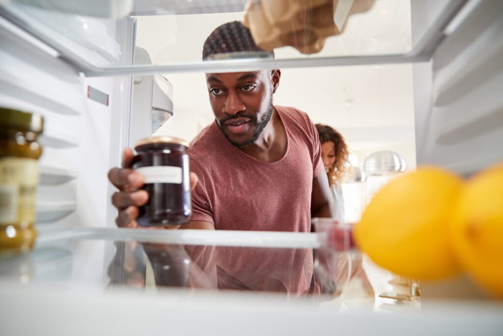 Refrigerator lifespan and how to tell fridge is cooling 